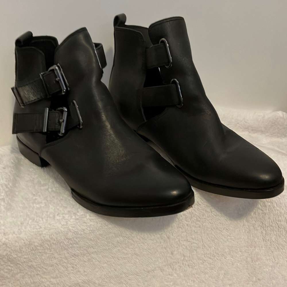 Modern Vice Ankle Boots